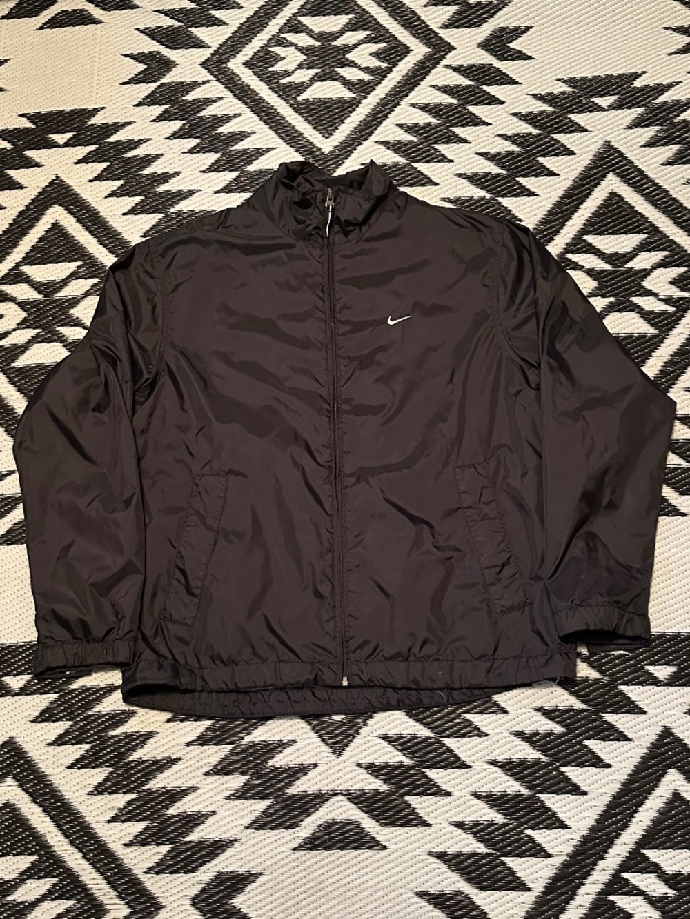 Y2K Nike Grey Tag Black Windbreaker
